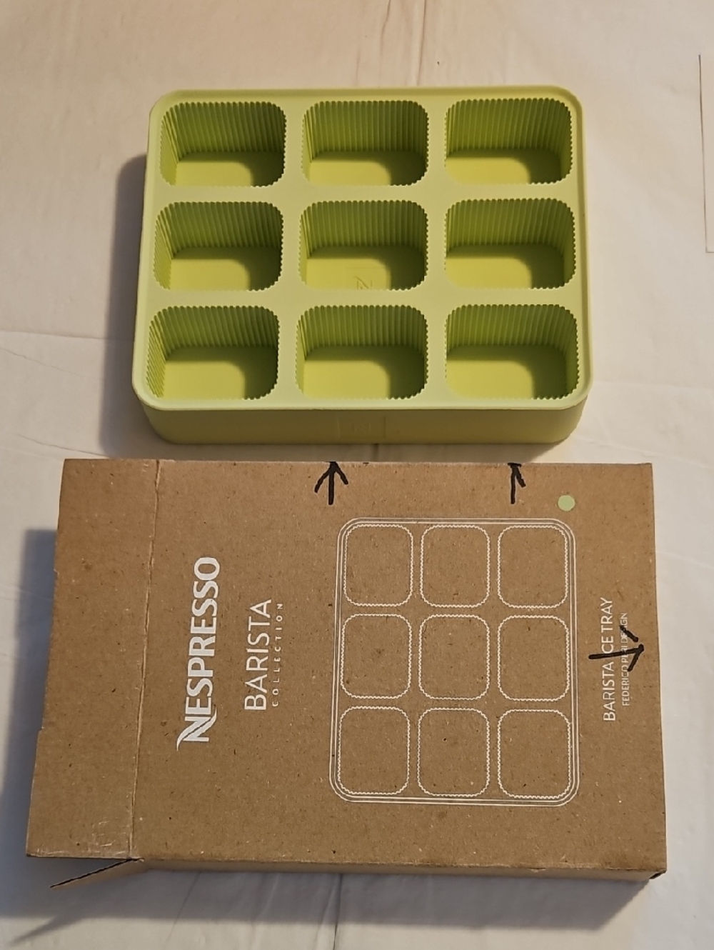 Nespresso Barista 9-Cup Silicone Capsule Tray - Lime Green